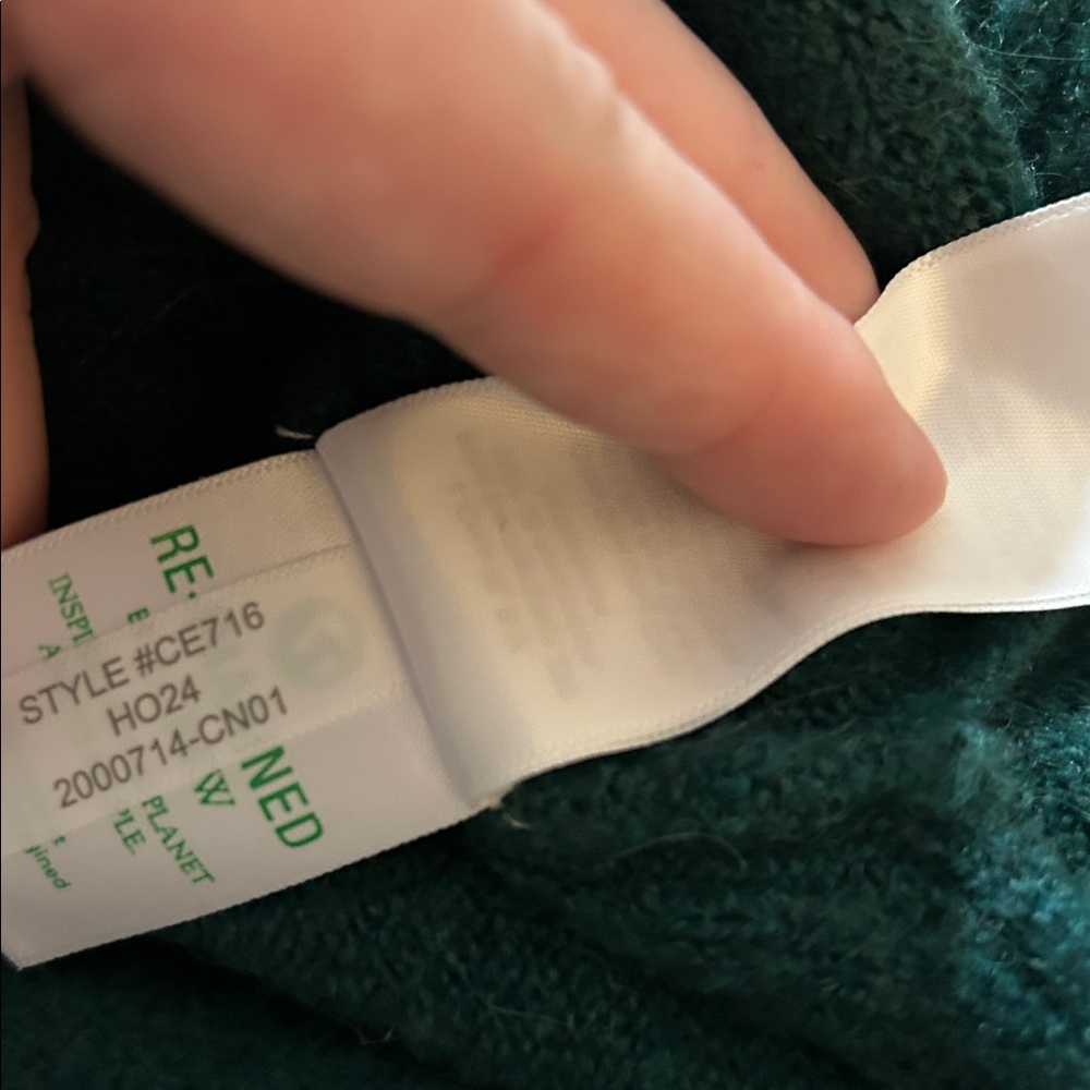 NWT J. Crew Turtleneck sweater in Supersoft Yarn in Green size XXS Oversized fit - Picture 11 of 14